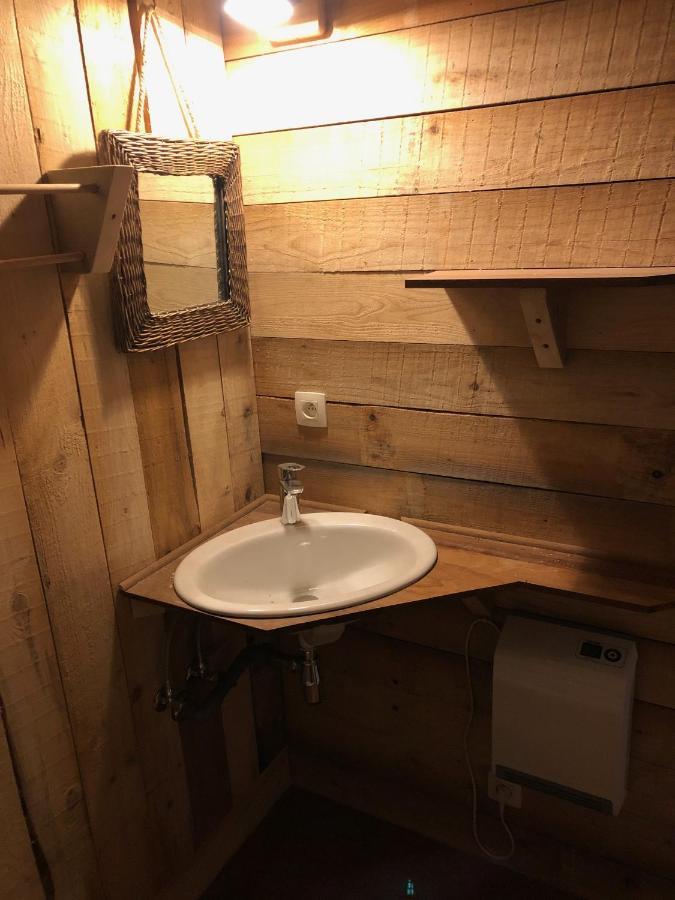 Le Repos Du Nomade B&B 7 Personnes Manhay Zewnętrze zdjęcie